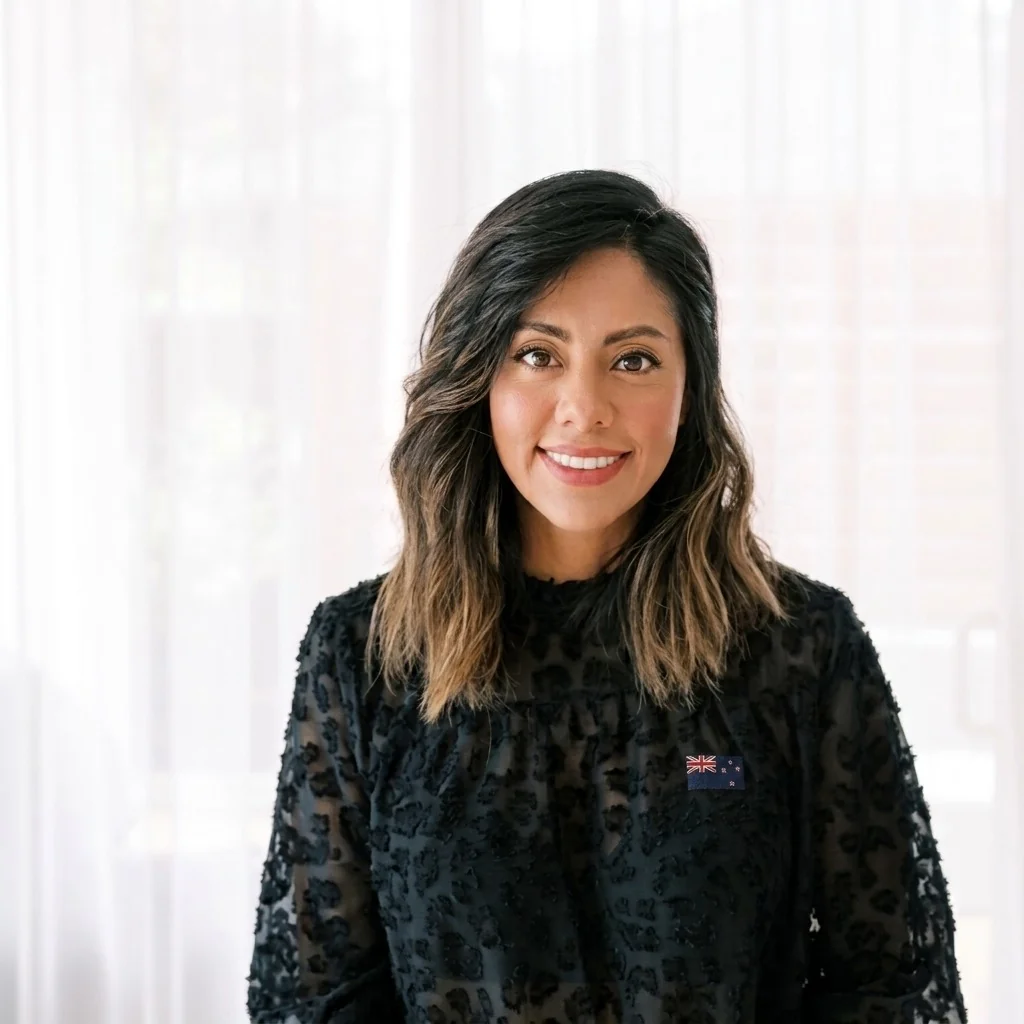 Steffanny Lopez — Aliada Comercial Estratégica